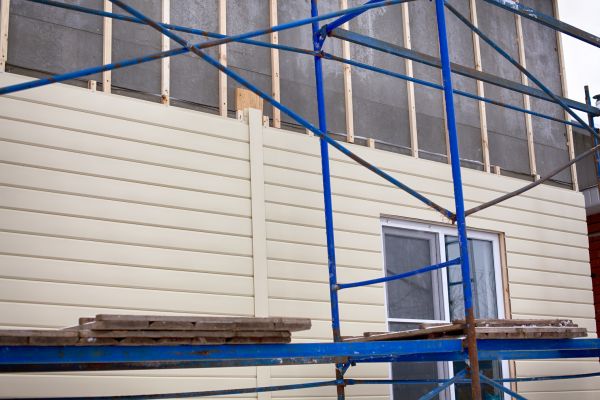 Loose Cladding Repair in Leland