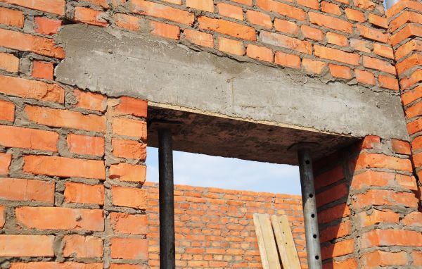 Lintel Mounting in Leland